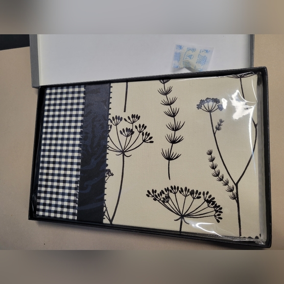 Handbound Molly West Guest Book 7"x11" Wedding Shower book NEW made from… - Picture 1 of 8